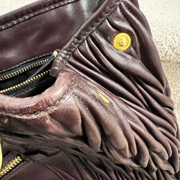 Miu Miu Tote Bag - Picture 8 of 13